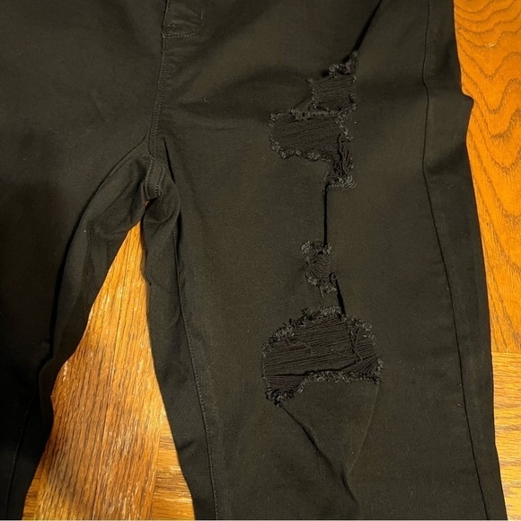 NEW Torrid Crop Sky High Skinny Premium Stretch High-Rise Jeans in Black Sz 20 - Picture 9 of 14